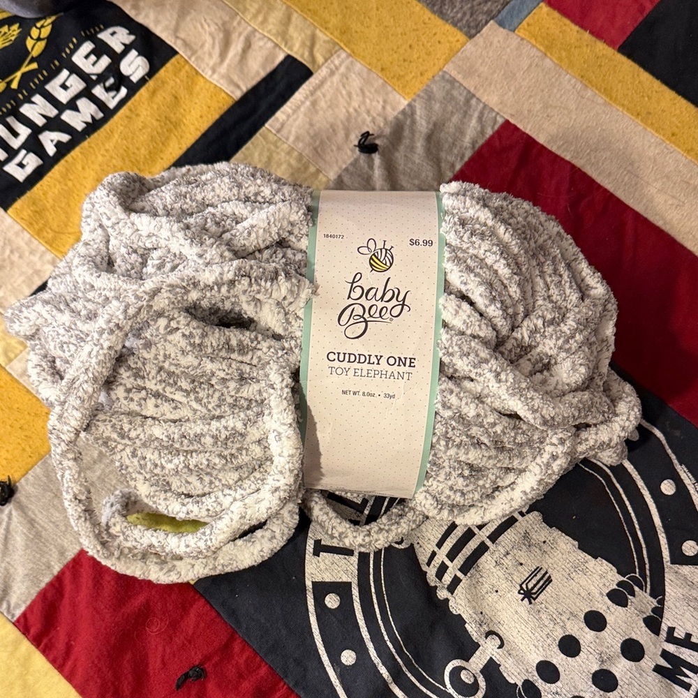 Baby Bee Cuddly One Toy YARN in Baby Elephant (Gray)